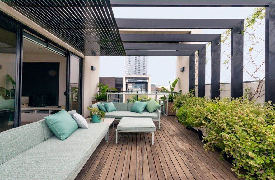 Docklands- Balcony