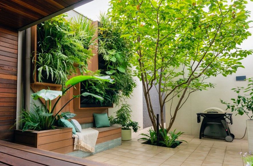 Docklands- Courtyard