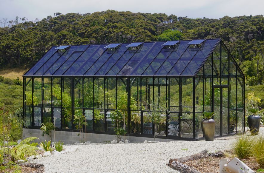 Tāwharanui Glasshouse