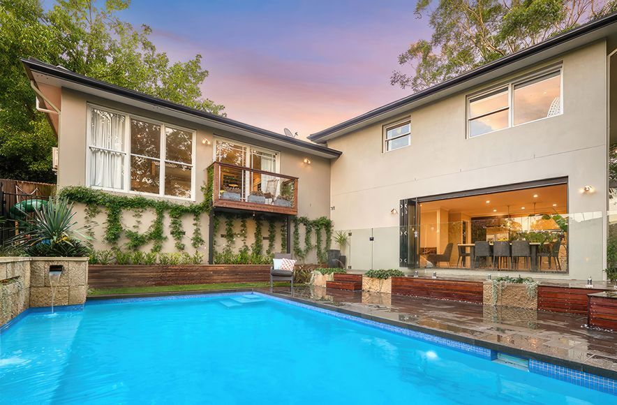 Cullen Street | Exterior