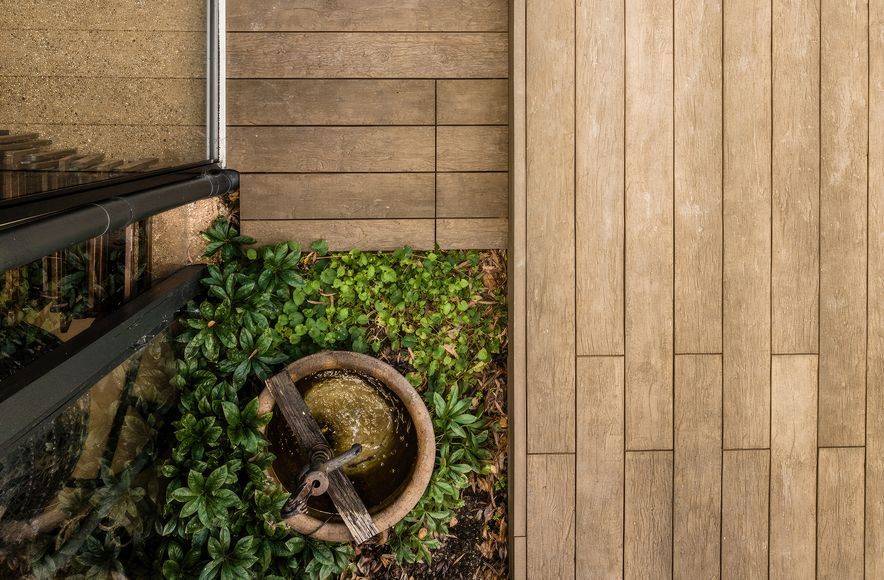 Australian Native Landscape Design featuring Vintage Decking