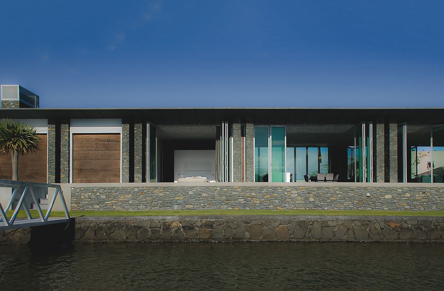 Pauanui House