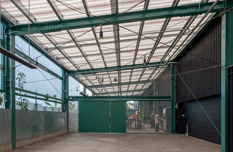Catenary lighting - Mediaworks Auckland office space