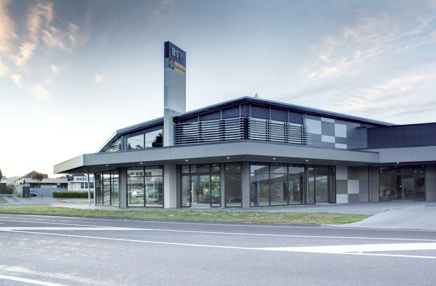 Spa Road Commercial