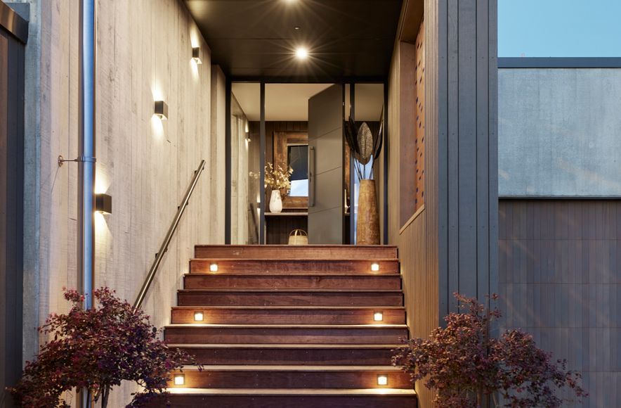 Stepped Ridge House