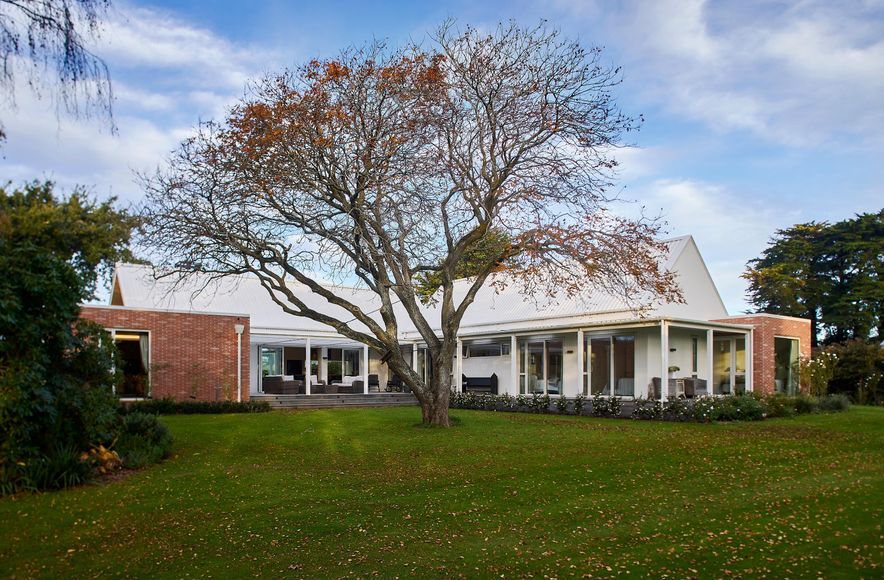 Tai Tapu architectural farmhouse