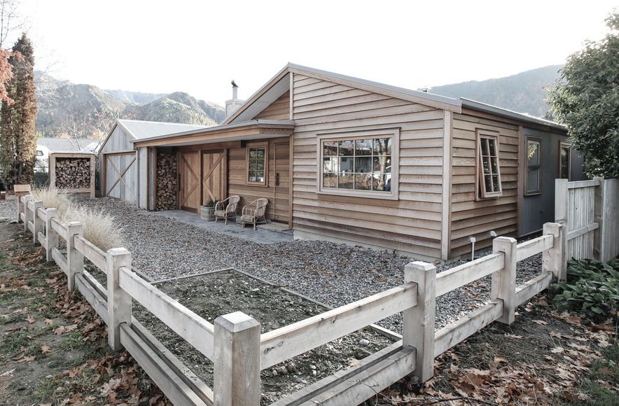 Cabin Fever, Arrowtown