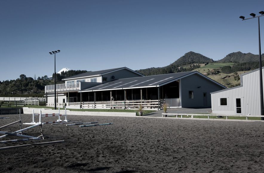 Dickey-Blyde Stables