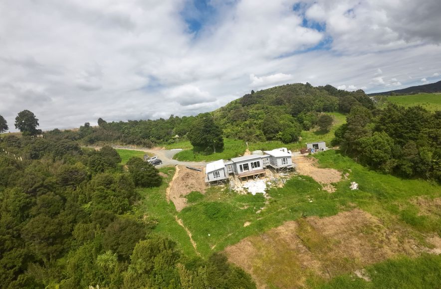 Clear Mountain - Waipu