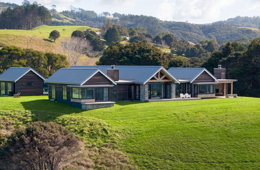 Leigh / Kourataki Farm House