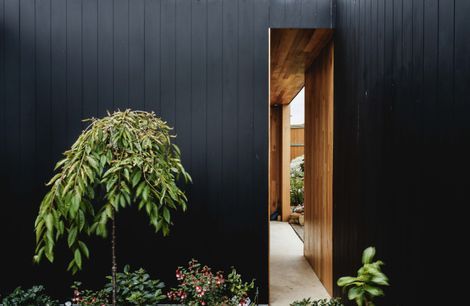 Five Yards House