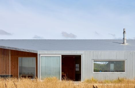 Kahutara House
