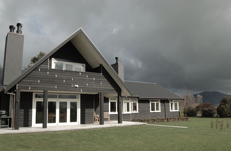 Te Awamutu Farm House