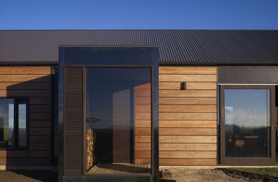 Hill Plains House