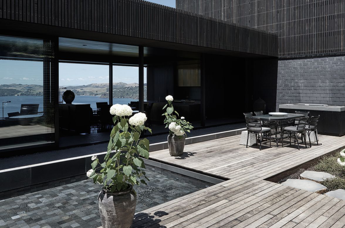 Onetangi Retreat