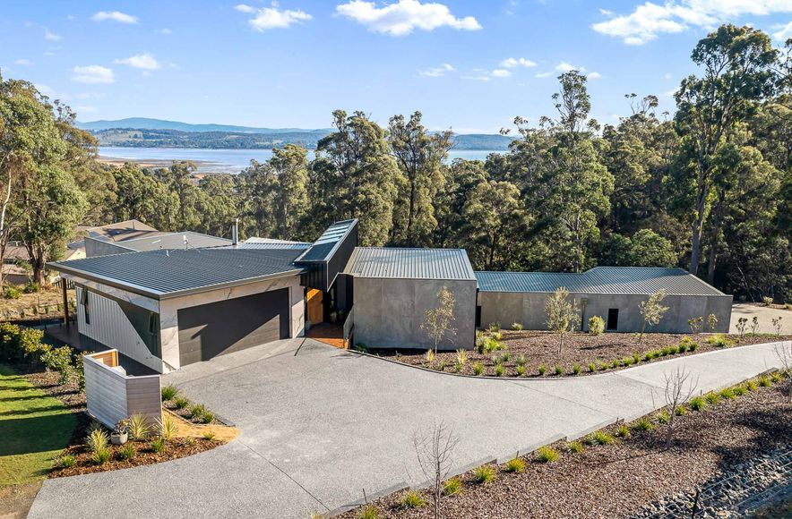 The Benchtop House