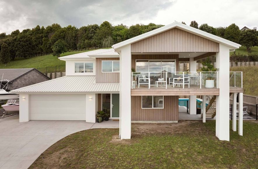 Omokoroa House