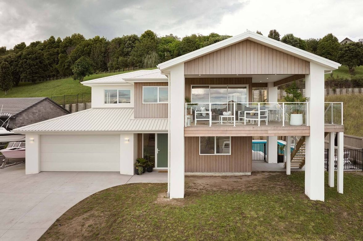 Omokoroa House