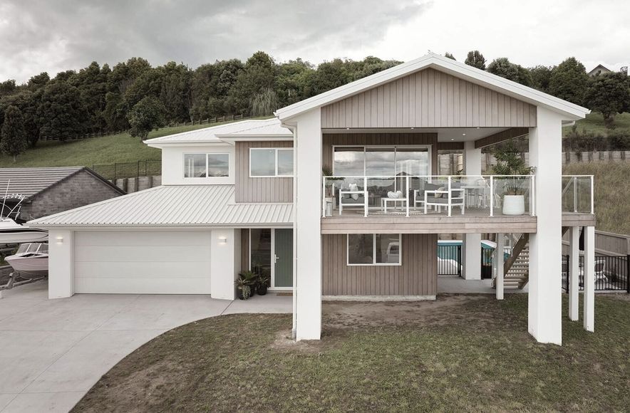 Omokoroa House