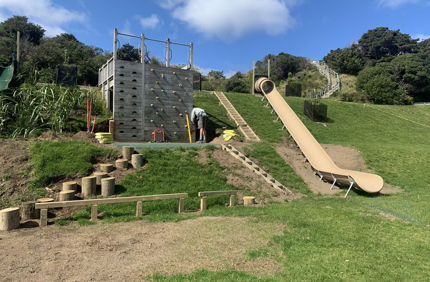 SEATOUN SCHOOL