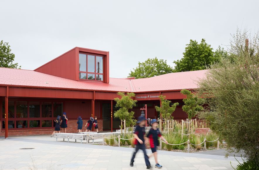 Oxford Area School - Takurua