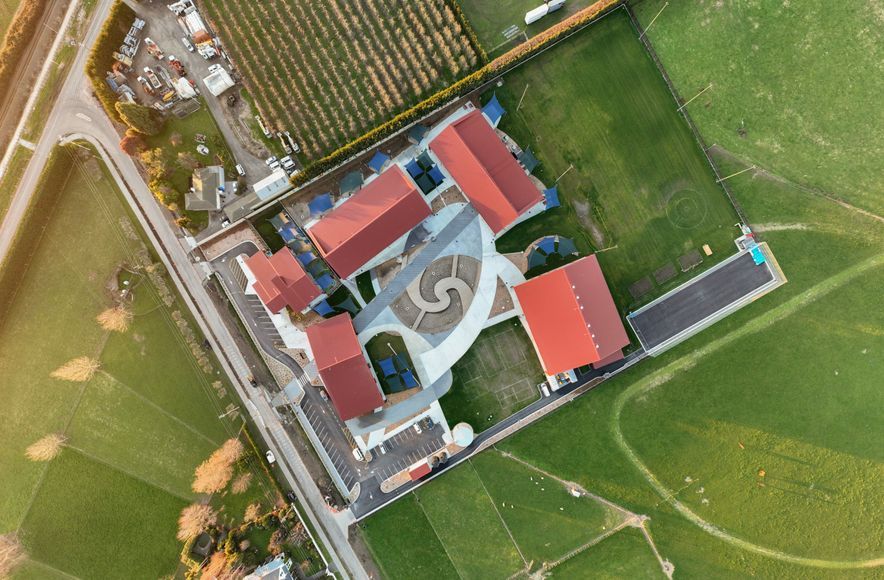 Te Kura Kaupapa Maori o Te Wananga Whare Tapere o Takitimu