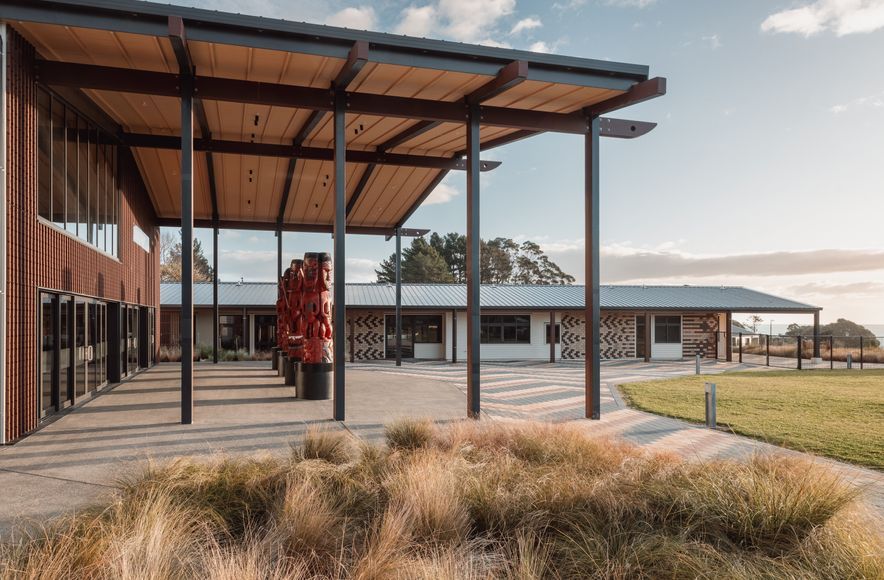 Te Kura o te Whanau a Apanui