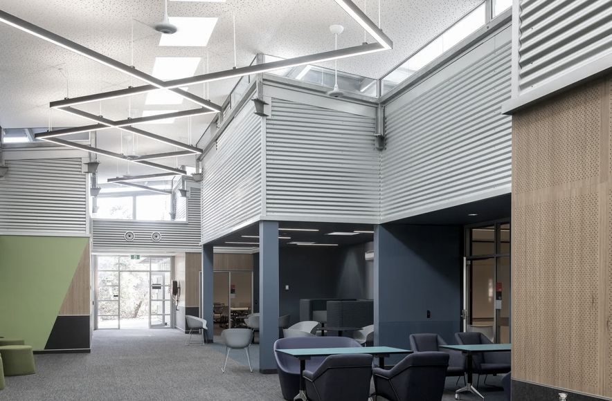 Charles Sturt University – Albury 754