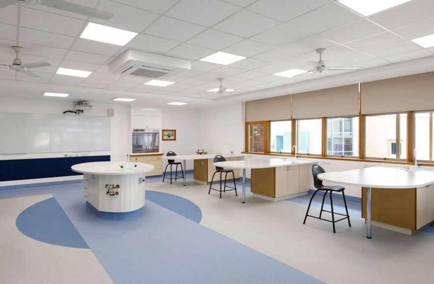 Mercy College Science Labs