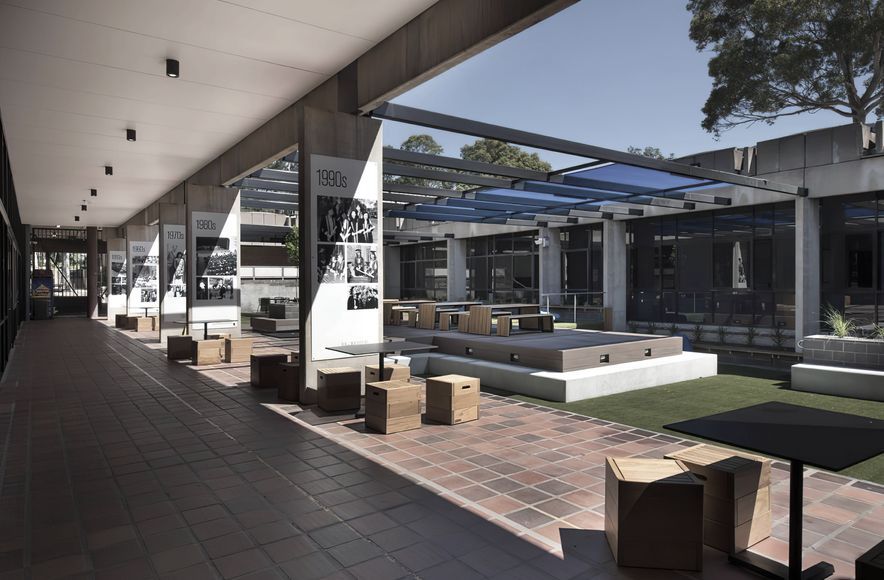 UoN Hunter Precinct Courtyard