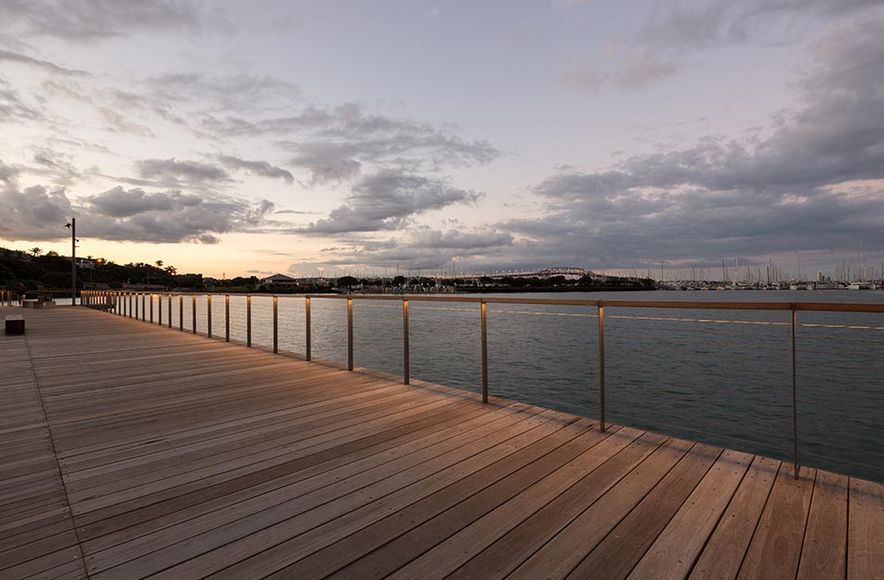 Westhaven Promenade wire balustrade infill