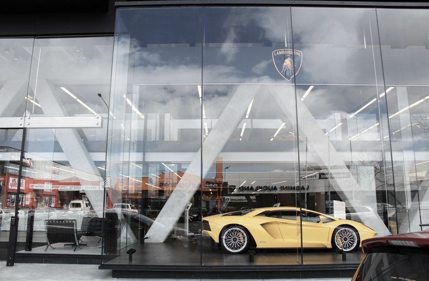 Giltrap Prestige Showroom - 119 Great North Road