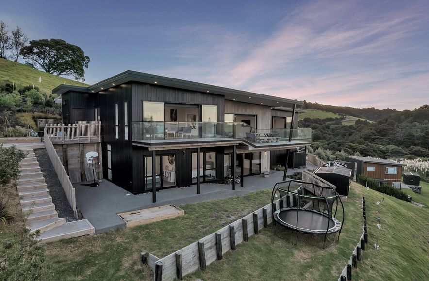 Langs Beach Residence