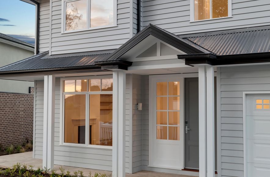 Hamptons in the Suburbs