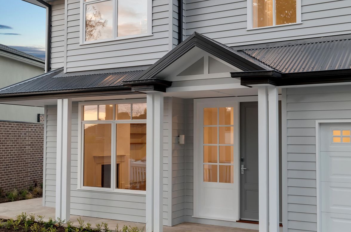 Hamptons in the Suburbs