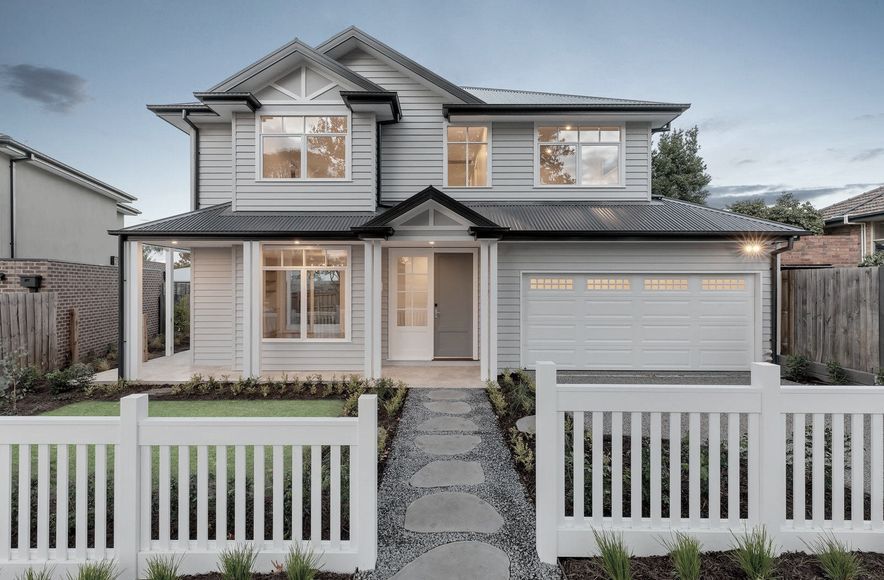 Hamptons in the Suburbs