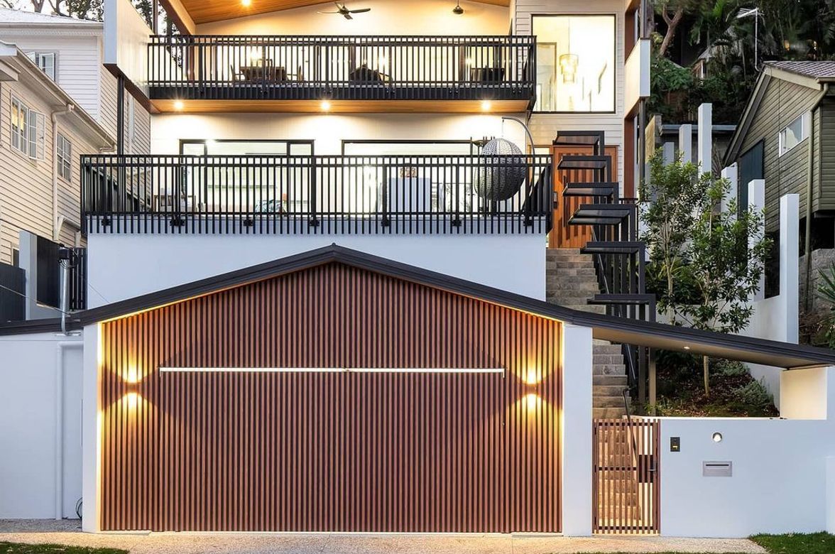 Flush Mount Tilt Door - Queensland