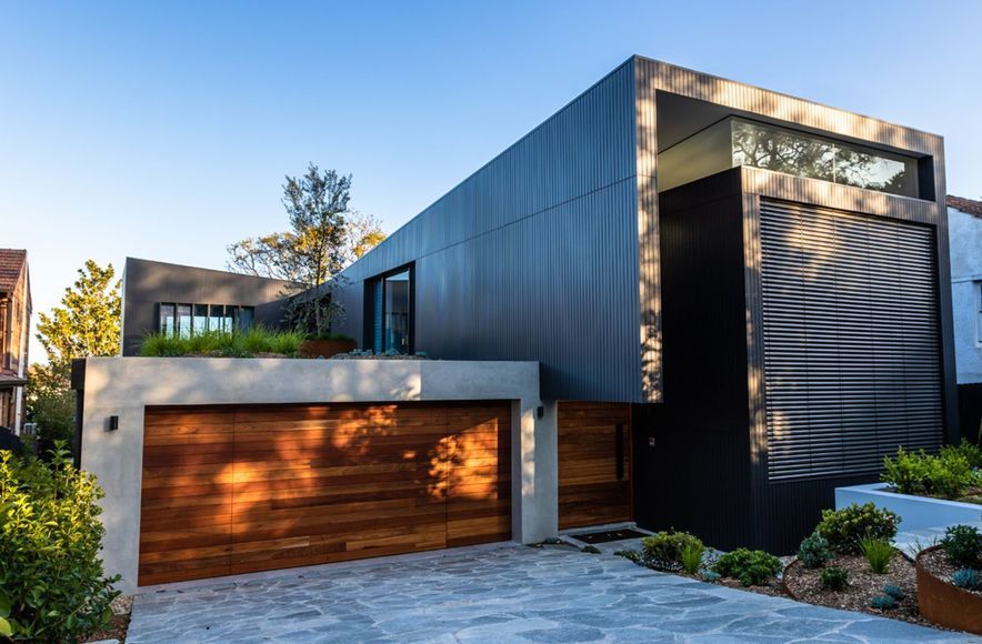 Overlap House