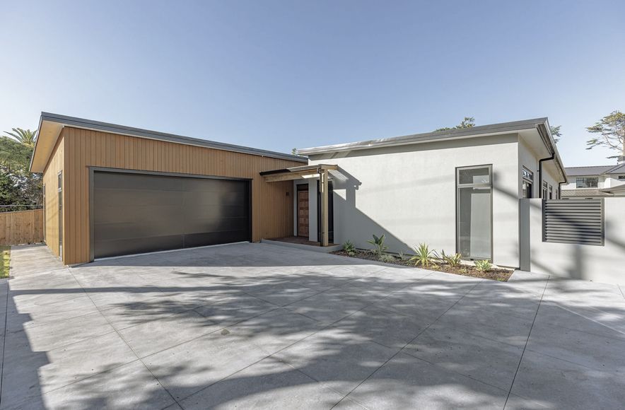 SAINT JOHNS HILL, NEWBUILD