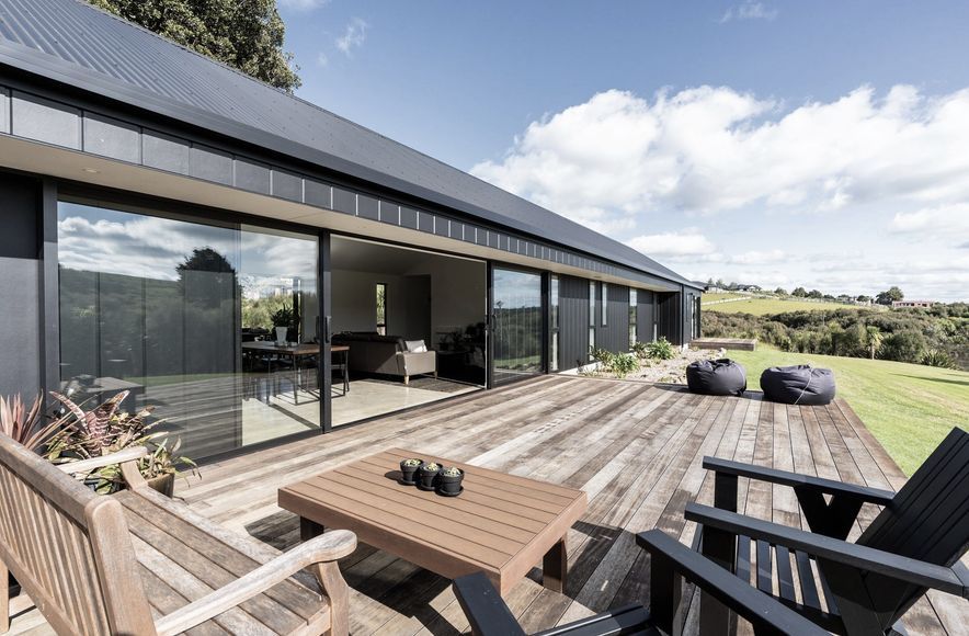 Howie Lane, Karanui