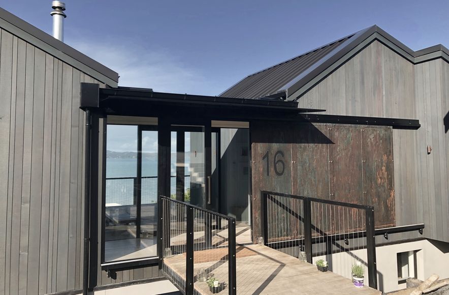 Maraetai, Beach House
