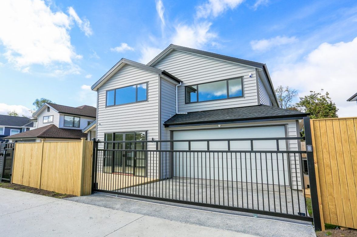 Ti Kouka, Te Atatu Peninsula