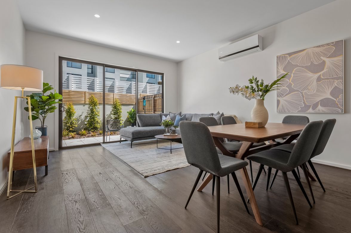 Eastwood Monash, Clayton