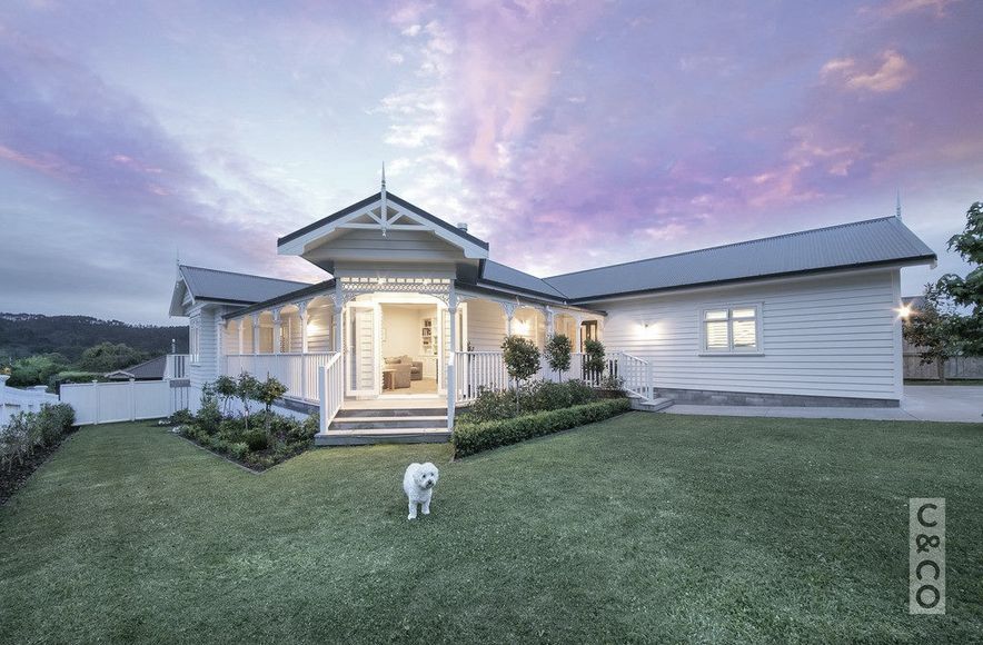 Riverhead Villa