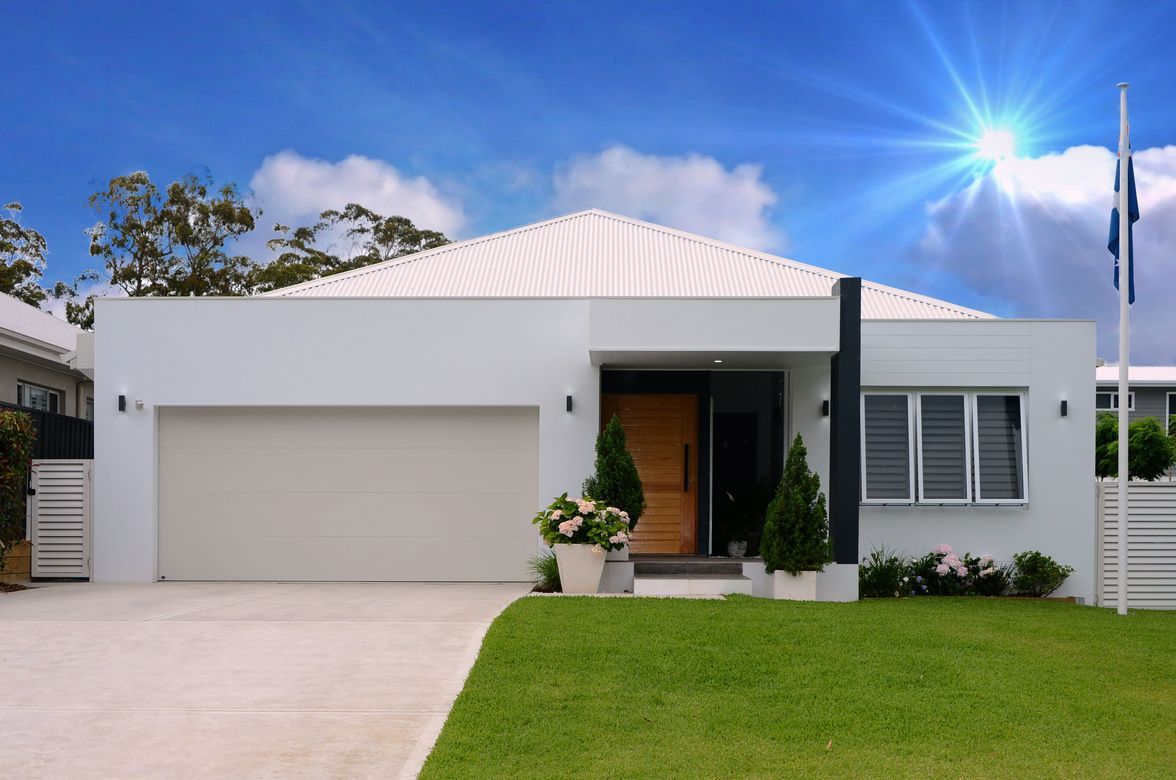 Single storey home with pool