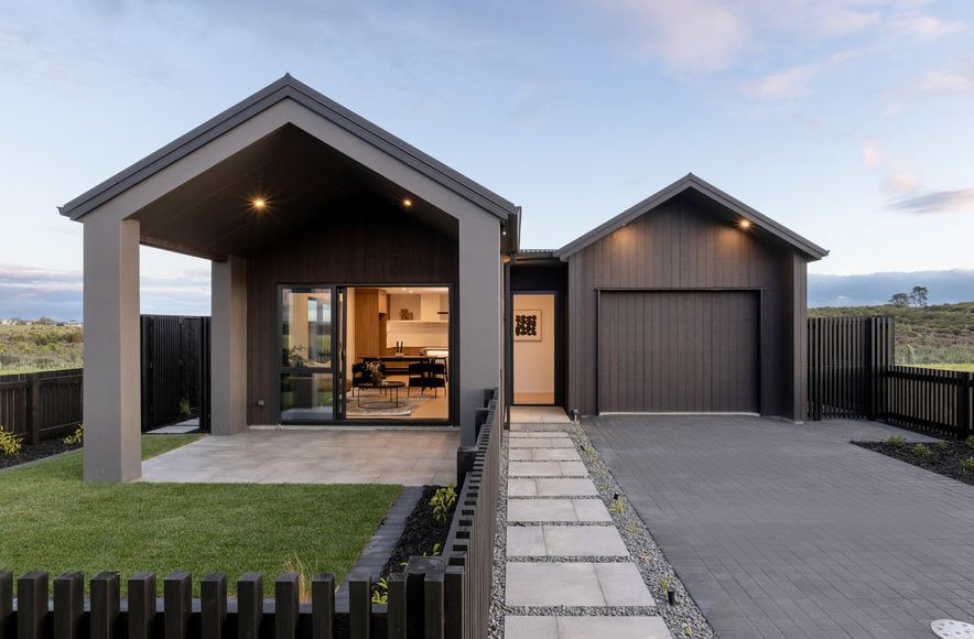 Classic Builders Brymer Heights Show Home