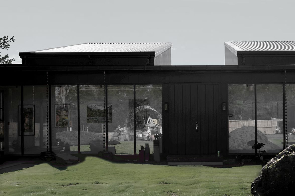 Riverhead Residence