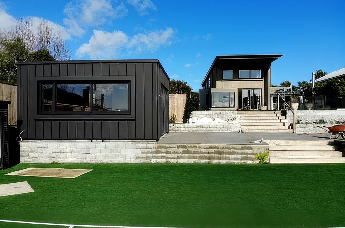 Tennis Pavillion - Espan 340 Flaxpod Matte