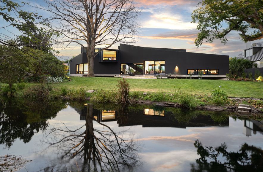 Desmond House