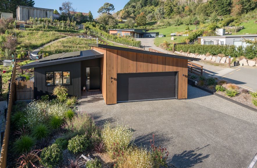 7 Grampian Oaks Lane